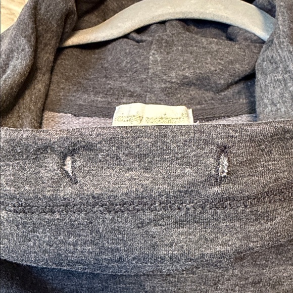 Simply Southern Women’s Size Medium Charcoal Mock Turtleneck Pullover Top - Picture 7 of 7